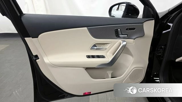 Mercedes-Benz A-Class W177 id 4362679 из Кореи 16
