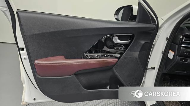 Kia The New Niro id 4330644 из Кореи 16