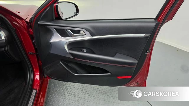 Genesis G70 id 4785393 из Кореи 16