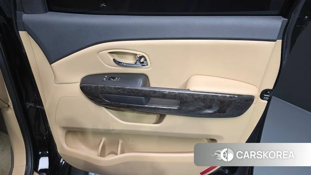 Kia The New Carnival id 4285305 из Кореи 16