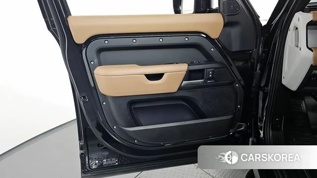 Land Rover Defender (L663) id 4493615 из Кореи 16