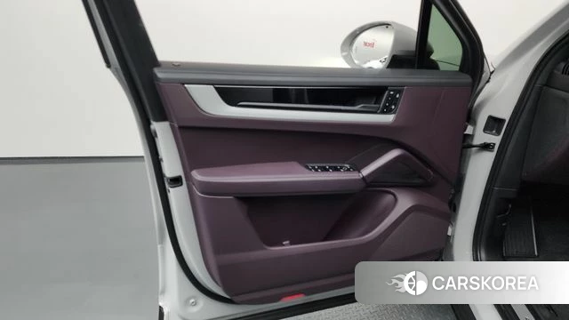 Porsche Cayenne (PO536) id 4354303 из Кореи 16