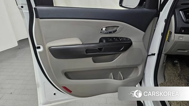 Kia The New Carnival id 4931032 из Кореи 16