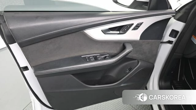 Audi Q8 (4M) id 4294455 из Кореи 16