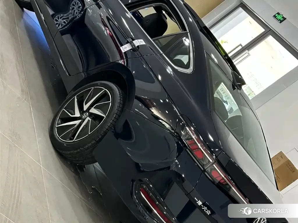 Volkswagen Magotan id 4622332 из Китая 16