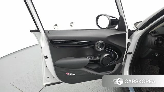 Mini Cooper id 4302666 из Кореи 16