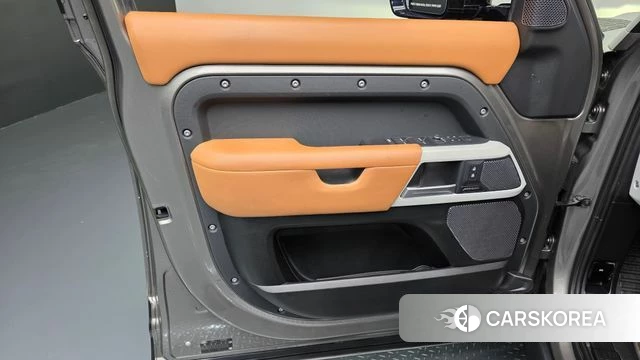 Land Rover Defender (L663) id 4475419 из Кореи 16