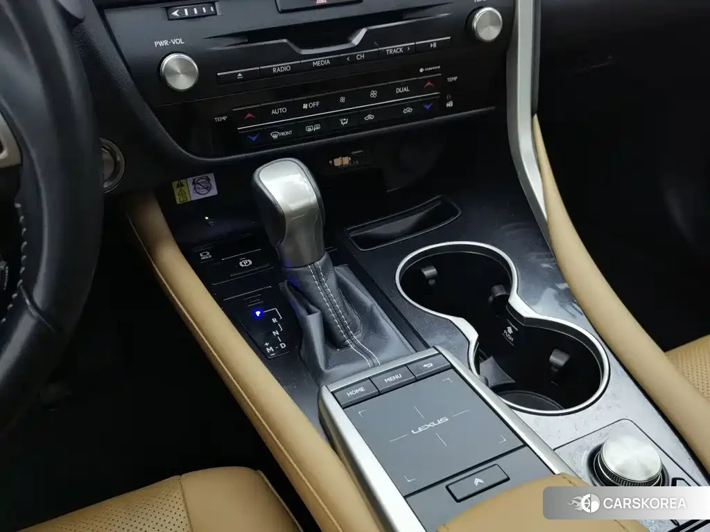 Lexus RX id 4629632 из Китая 16