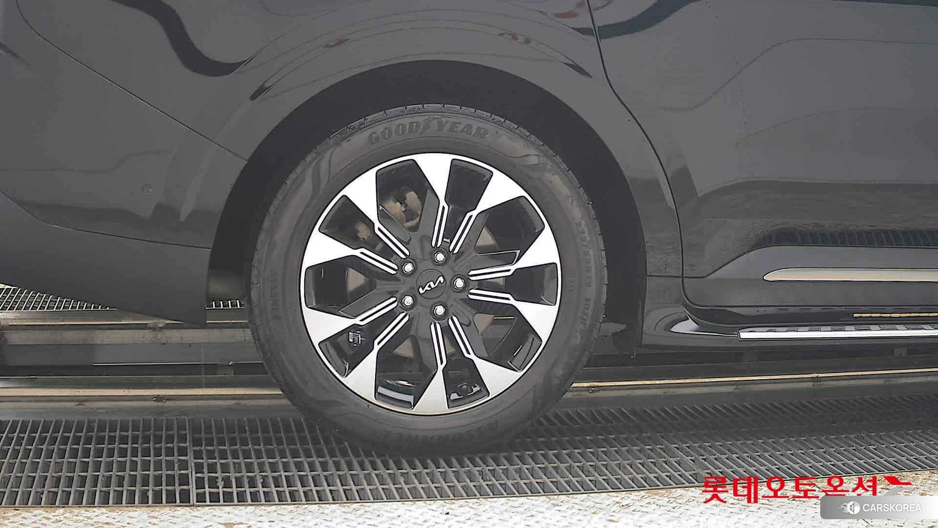 Kia Carnival id 4909237 из Кореи 16