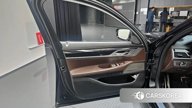 BMW 7 Series (G11) id 4403423 из Кореи 16