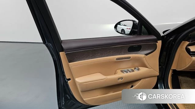 Genesis G90 (RS4) id 4433232 из Кореи 16