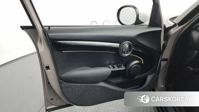 Mini Cooper id 4354356 из Кореи 16