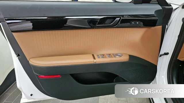 Hyundai Grandeur Hybrid (GN7) id 4194767 из Кореи 16