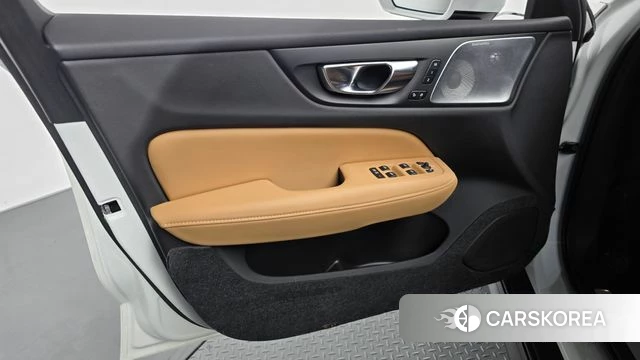 Volvo V60 Cross-Country 2nd Generation id 4409912 из Кореи 16