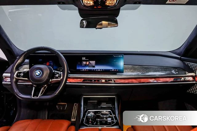 BMW i7 id 3908823 из Китая 16