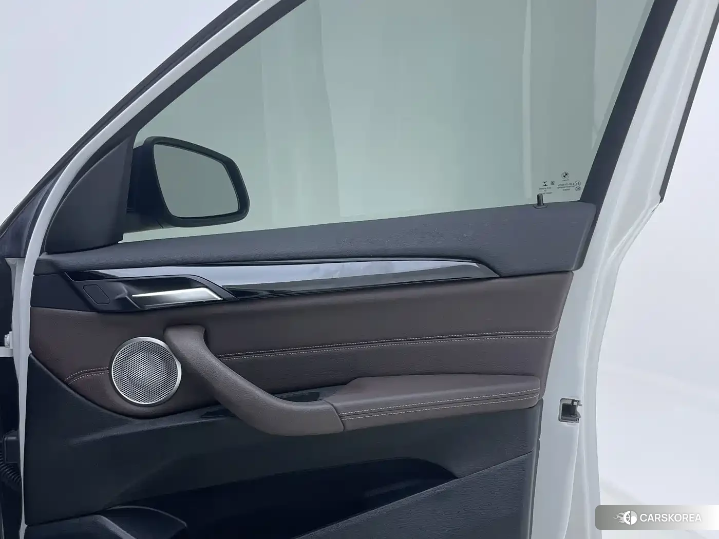 BMW X1 id 4659699 из Китая 17