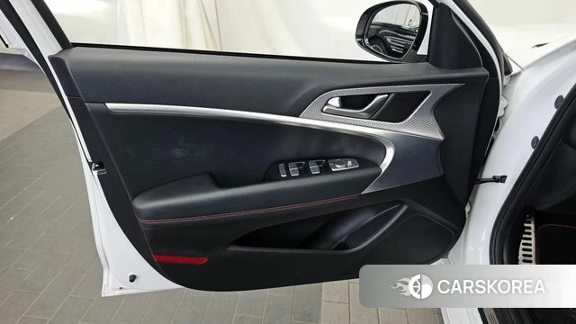 Genesis The New G70 id 4727040 из Кореи 16