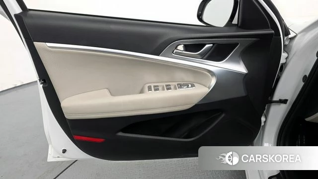 Genesis The New G70 id 4224355 из Кореи 16