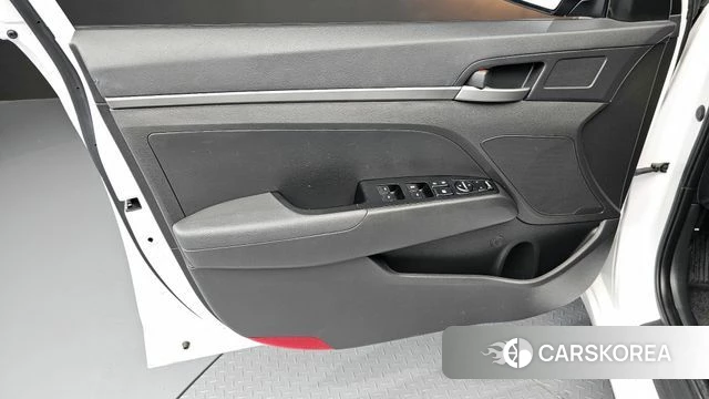 Hyundai Avante AD id 4411418 из Кореи 16