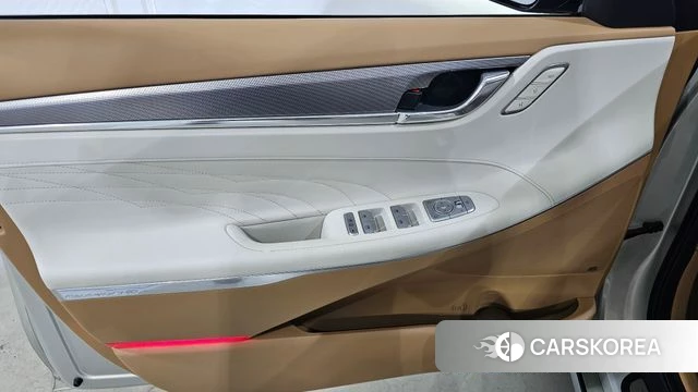 Hyundai The New Grandeur IG id 4693618 из Кореи 16