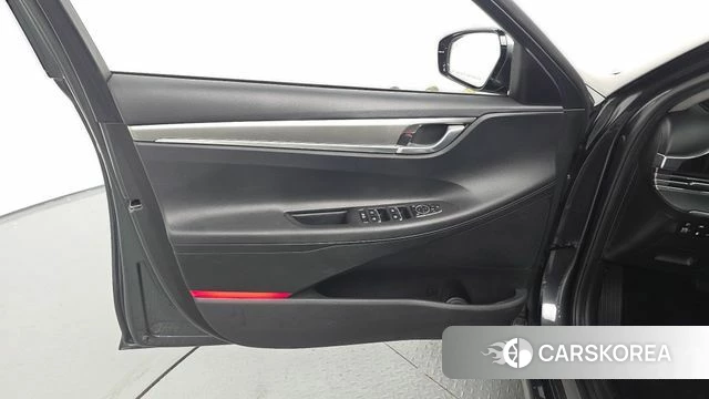 Hyundai The New Grandeur IG Hybrid id 4624526 из Кореи 16