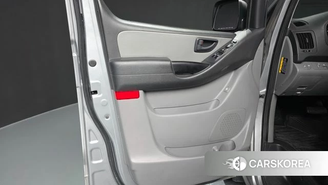 Hyundai The New Grand Starex id 4703437 из Кореи 16