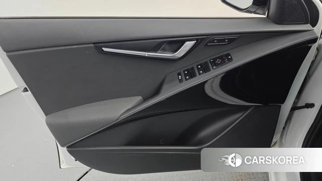 Kia Di Ol Nu Niro id 4929081 из Кореи 16