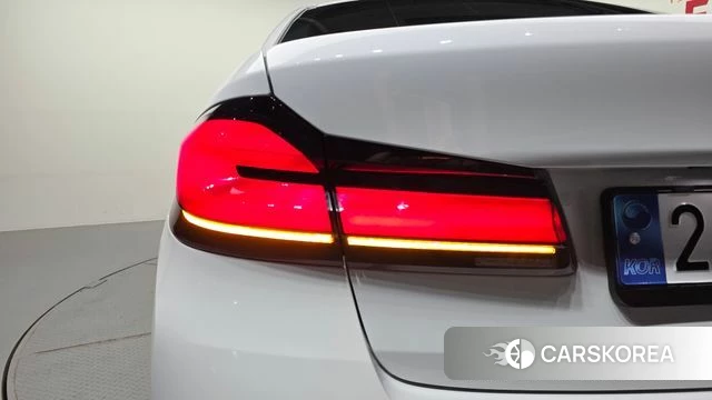 BMW 5 Series (G30) id 4847974 из Кореи 16
