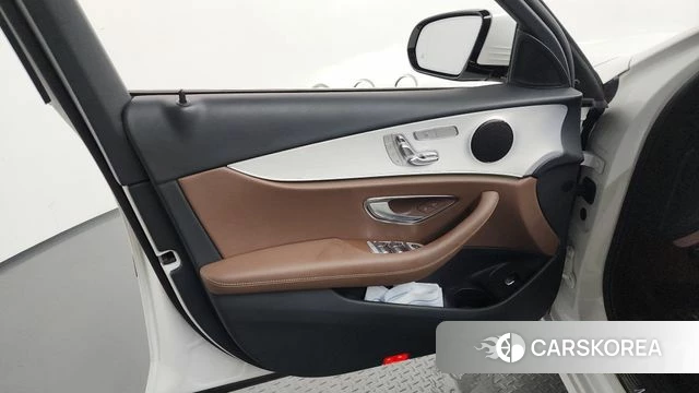 Mercedes-Benz E-Class W213 id 4581010 из Кореи 16