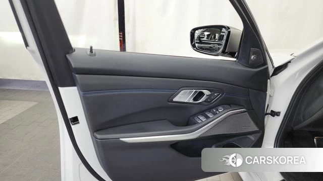 BMW 3 Series (G20) id 4631191 из Кореи 16