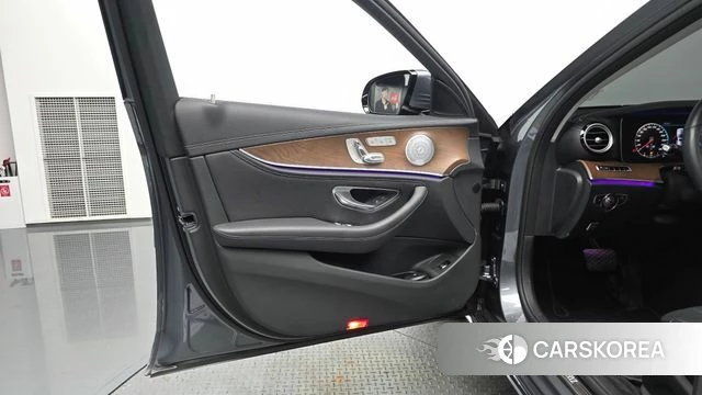 Mercedes-Benz E-Class W213 id 4508300 из Кореи 16