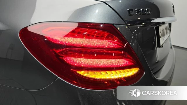 Mercedes-Benz E-Class W213 id 4728019 из Кореи 16
