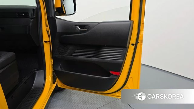 Hyundai Staria id 4194281 из Кореи 16