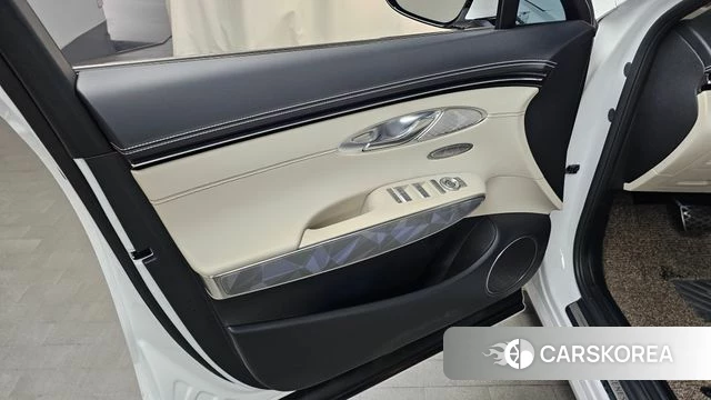 Genesis GV70 id 4186160 из Кореи 16