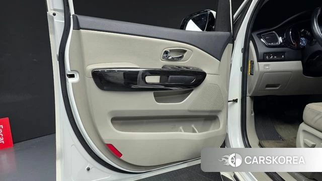 Kia The New Carnival id 4286151 из Кореи 16
