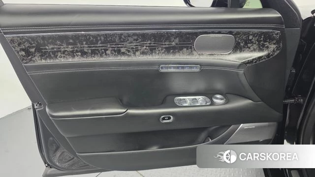 Genesis G90 (RS4) id 4905210 из Кореи 16