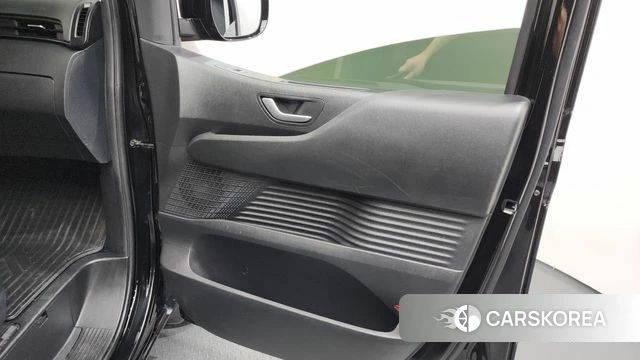 Hyundai Staria id 4630766 из Кореи 16