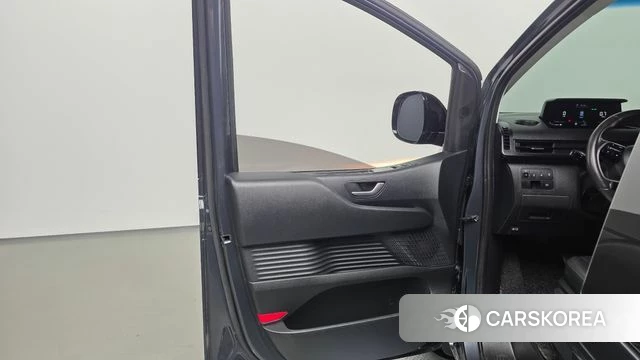 Hyundai Staria id 4921929 из Кореи 16