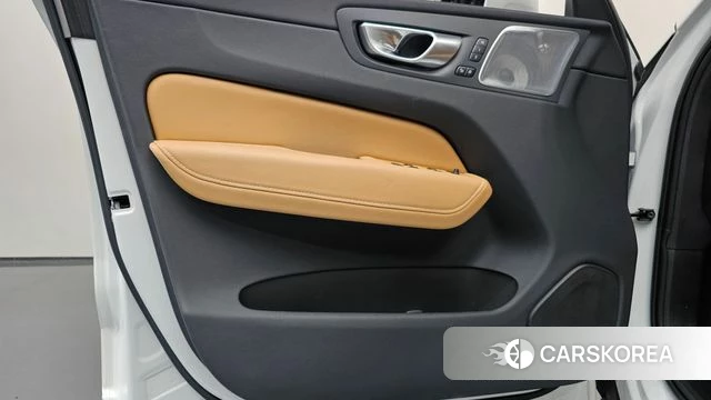 Volvo XC60 second Generation id 4847917 из Кореи 16
