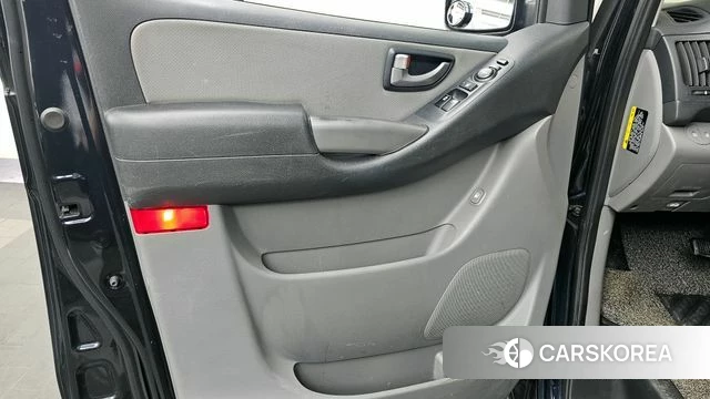 Hyundai The New Grand Starex id 4203370 из Кореи 16