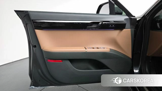 Hyundai Grandeur Hybrid (GN7) id 4578537 из Кореи 16