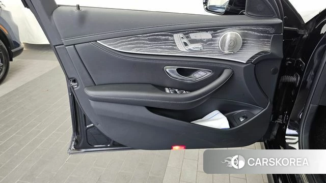 Mercedes-Benz E-Class W213 id 4383548 из Кореи 16
