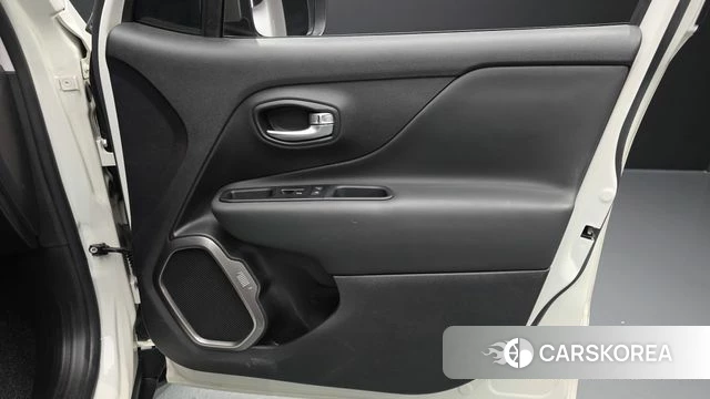 Jeep Renegade id 4470733 из Кореи 16