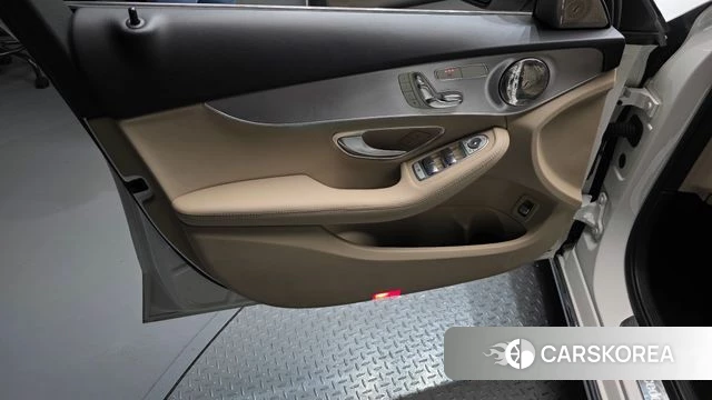 Mercedes-Benz C-Class W205 id 4225787 из Кореи 16