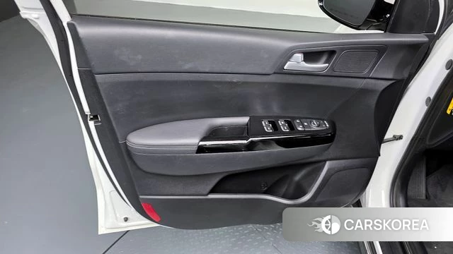 Kia Sportage The Bold id 4284646 из Кореи 16