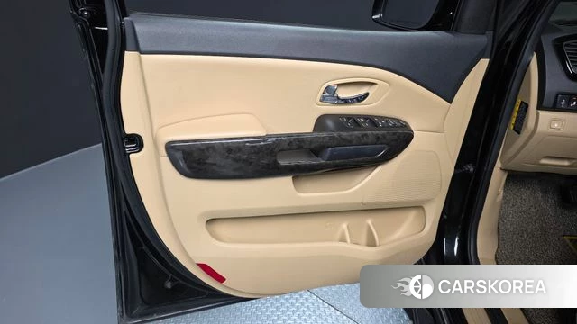 Kia The New Carnival id 4677684 из Кореи 16
