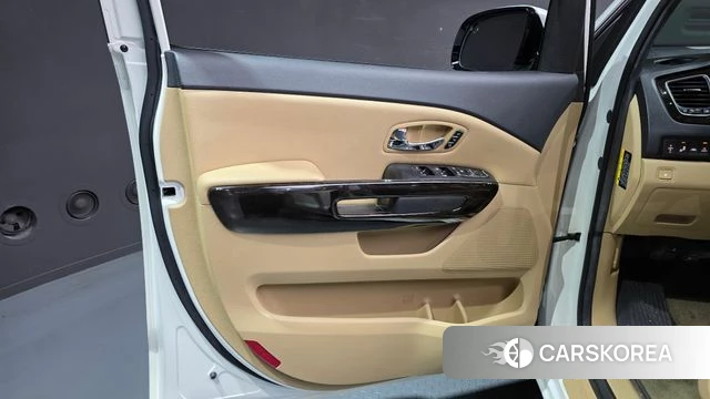 Kia The New Carnival id 4471622 из Кореи 16