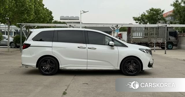 Honda Odyssey id 4307305 из Китая 16