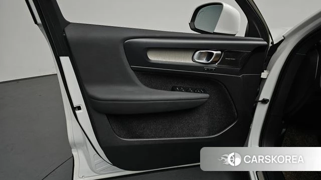 Volvo XC40 id 4494735 из Кореи 16