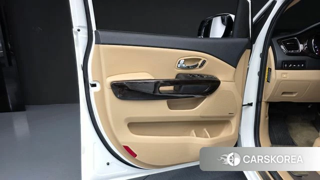 Kia The New Carnival id 4633180 из Кореи 16